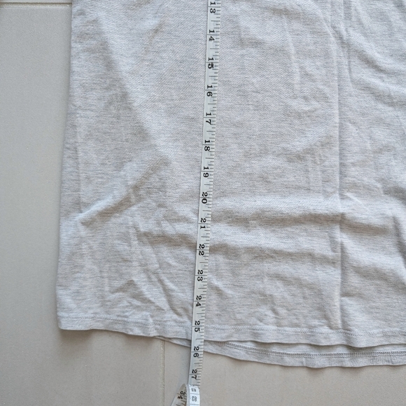 Lululemon - Basic Long Sleeve Henley - Picture 12 of 12